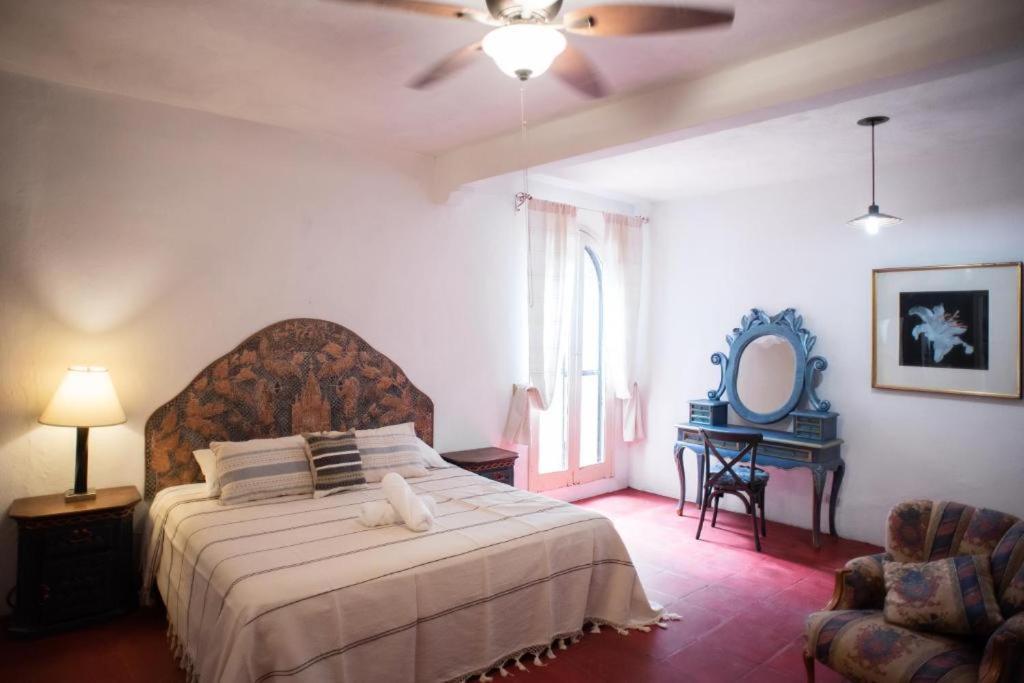 The Bersal House Hotel ซานมิเกล เด อาเญนเด ภายนอก รูปภาพ